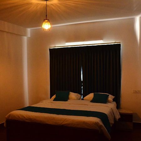 Dusk & Dawn Villa Кодайканал Екстериор снимка